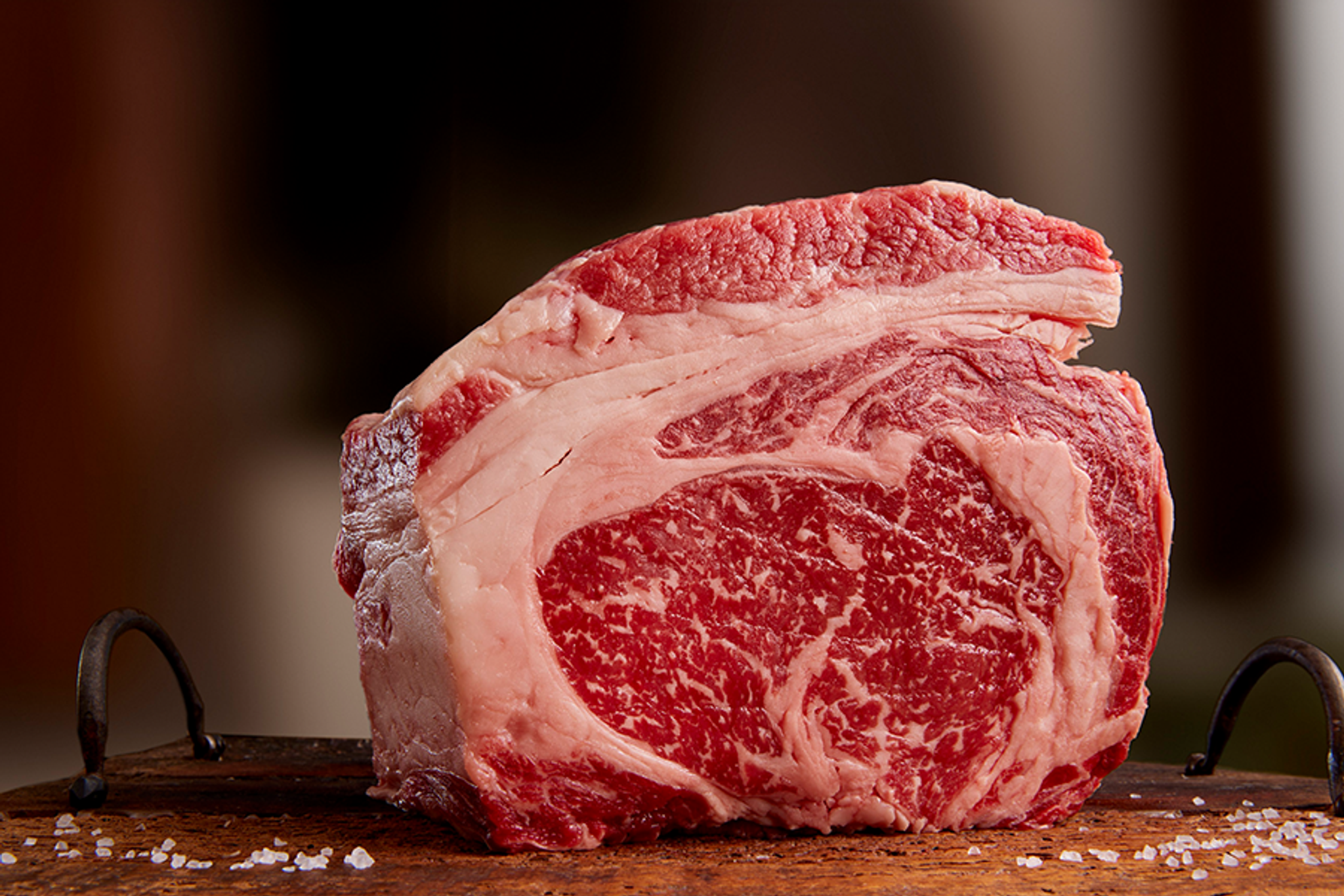 Een Ribeye bakken, hoe doe je dat? – The Meatlovers